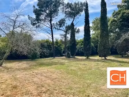 terrain 300 m² libourne