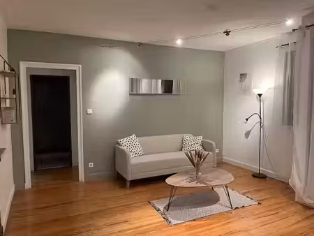 location meublée appartement 3 pièces 63 m² à saint-etienne (42000)  880 €