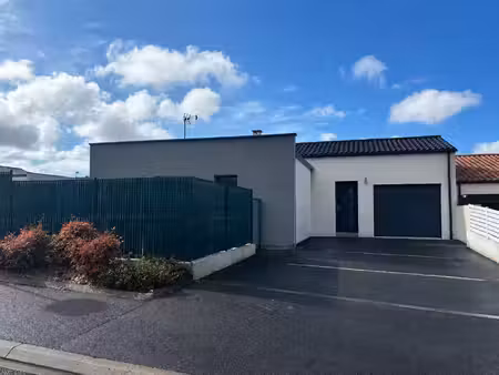 'au calme en lotissement pavillon 3 chambres avec jardin c