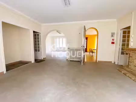 maison lanrelas bourg 188 m²