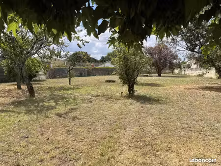 terrain 820 m² cissac medoc