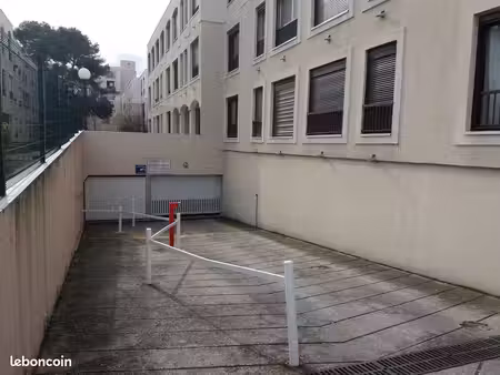 investisseur garage montpellier