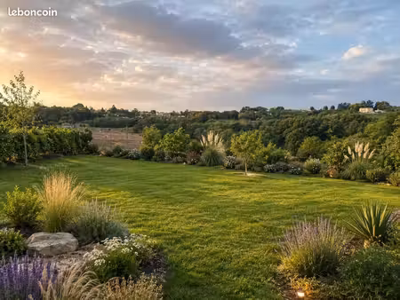 terrain 1 300 m² baurech