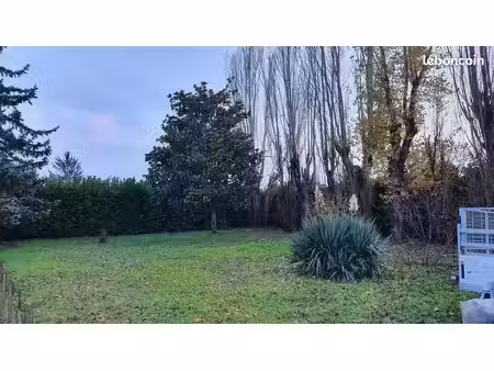 terrain 800 m² saint loubes