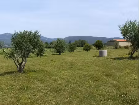 terrain de loisir / agricole 5 725 m² – puits –