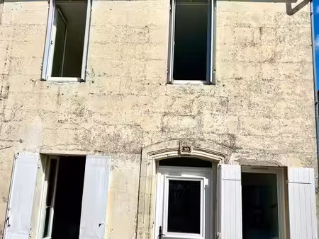 maison de village f4 de 95m2