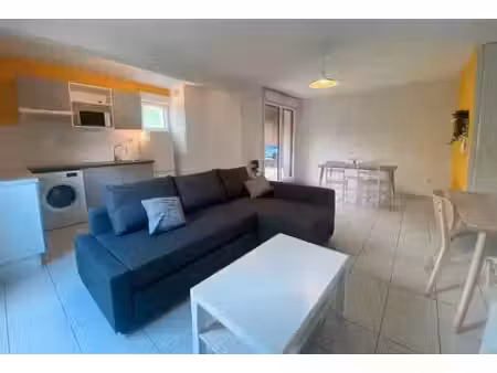 location appartement 3 pièces à begles (33130)  1 130 €