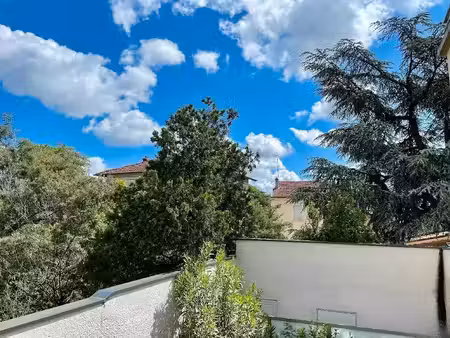 location meublée appartement 2 pièces 50 m² à lyon 3ème (69003)  1 060 €