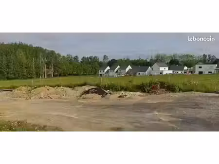 terrain à bâtir de 385 m² à tinteniac (35)