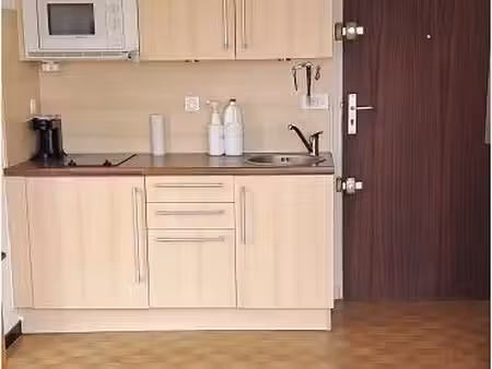 studio 1 pièce 35 m²