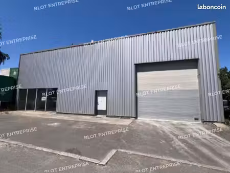 local d'activité 130 m²