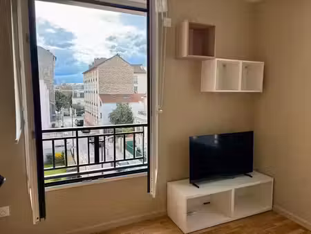 location meublée appartement 2 pièces 41 m² à asnieres-sur-seine (92600)  1 400 €