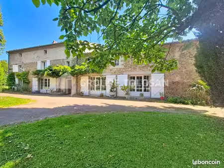 ferme 8 pièces 375 m²