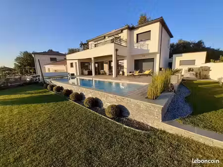 maison 5 pièces vue sur les pyrénées