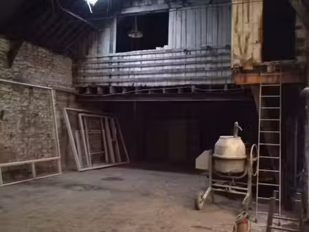 atelier 167m2 à rénover en loft