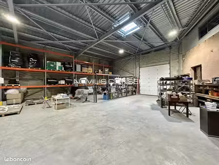 local d'activite 724 m² portet sur garonne