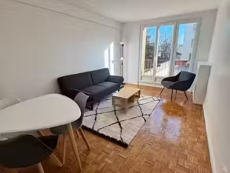location meublée appartement 3 pièces 56 m² à bagnolet (93170)  1 600 €