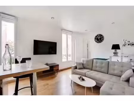 location meublée appartement 1 pièce 25 m² à charenton-le-pont (94220)  1 800 €