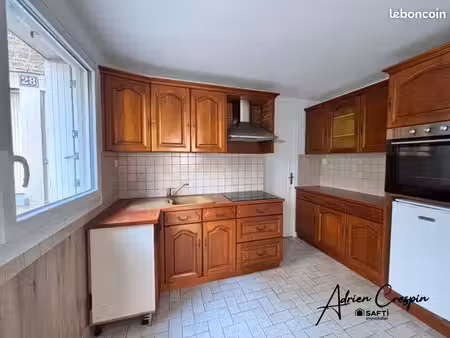 maison 4 pièces 49 m²