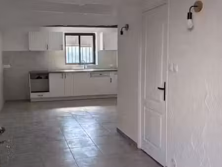 maison de village 3 pièces 80 m²