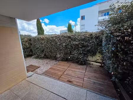 t2 avec jardin privatif  terrasse couverte et grand parking en sous-sol – le bouscat les é