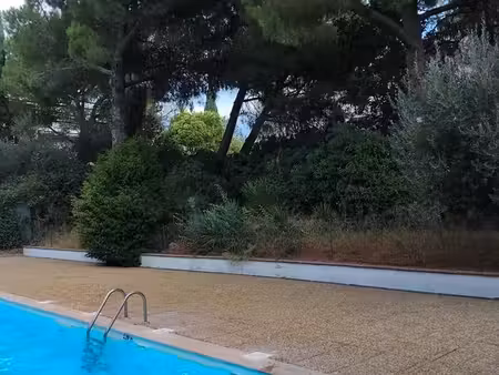 a vendre bel f1bis de 36 m2 quartier beaux arts  pierre rouge  la ville à la campagne. 159