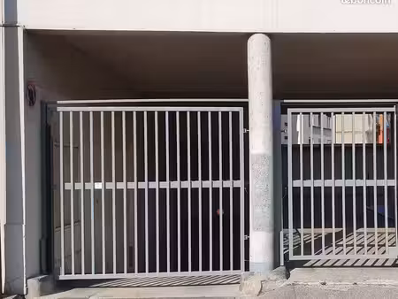 grand garage sécurisé en centre-ville de toulouse - quartier jean rieux / place dupuy
