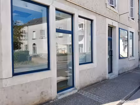 local 62 m² chabris