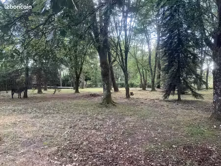 terrain 1 300 m² la brede