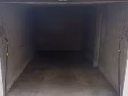 location garage quartier roseraie gramont