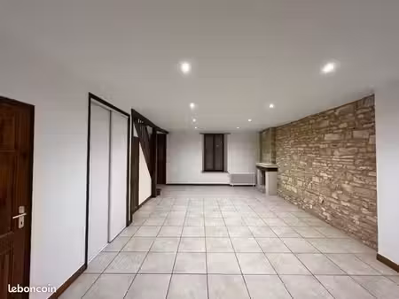 quartier “strasbourg“ maison de 80m2 idéale pour celibataire ou couple sans enfants