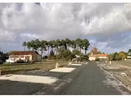terrain 763 m² le porge
