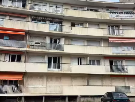 vend t3 -72 m2 rénové entierement avec garage