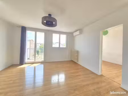 appartement 4 pièces 69 m²