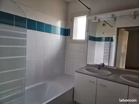 appartement t3 65m2