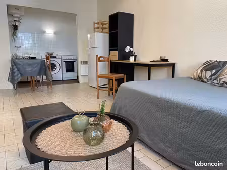 studio meublé