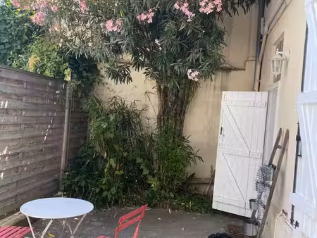 t2 avec patio proche jardin des plantes et canal