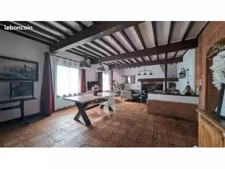 maison 5 pièces 177 m²