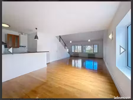 t2 duplex 85m2 secteur croix de pierre