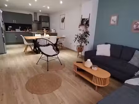 appartement t4 de 85 m² avec garage à marsillargues