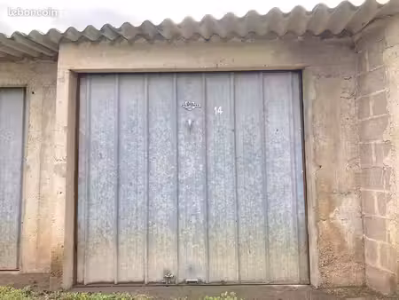 garage / box avec porte à double sécurité  quartier beaulieu