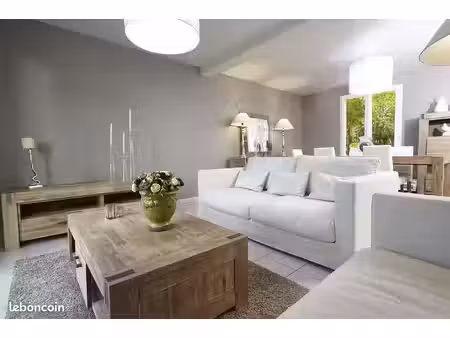 maison 6 pièces 105 m²