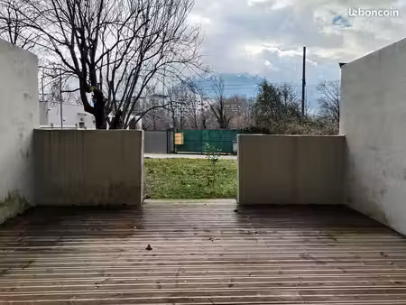 t1 meuble 30m2 terrasse et jardin
