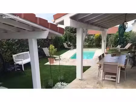 belle et grande maison 6 pièces à domène