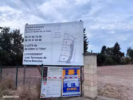 terrain constructible viabilisé – saint-didier-de-la-tour – 529 à 716 m²