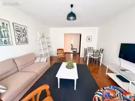 grand appartement t5 de 108m2 dernier étage 3 balcons 4 chambres
