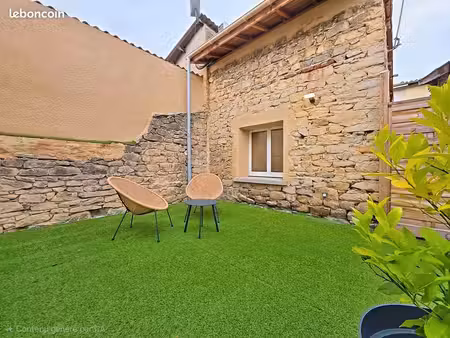 maison en pierre naturelle entièrement rénovée – 29 m² – la verpillière