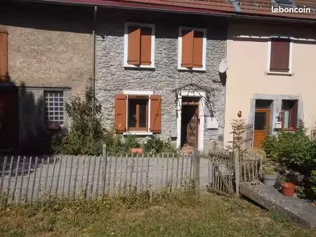maison rez de jardin laffrey 83 m2