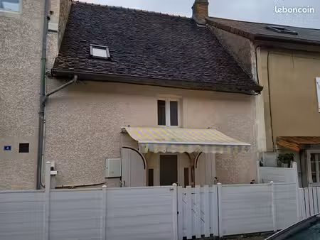 a louer centre de beaufort maison de ville sans terrain