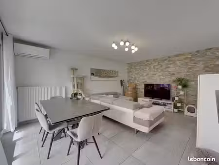 appartement 4 pièces 81 m²
